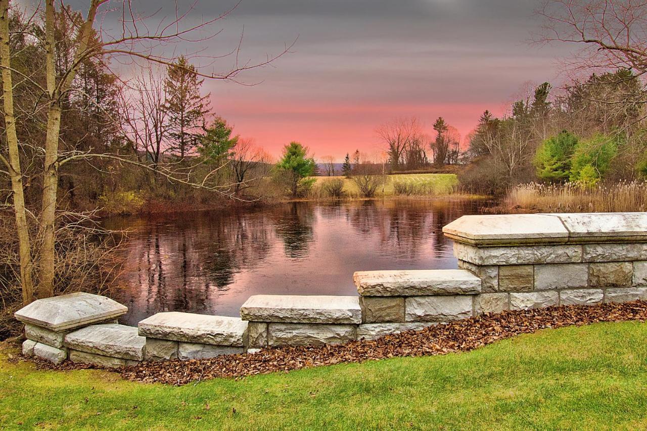 The Ponds At Foxhollow Ленокс Екстер'єр фото